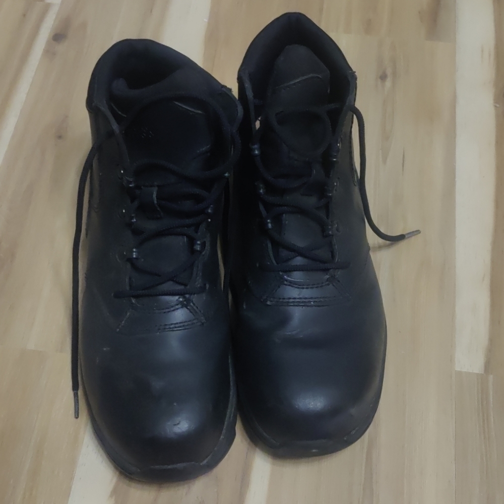 Work boots - Picture 2 of 4